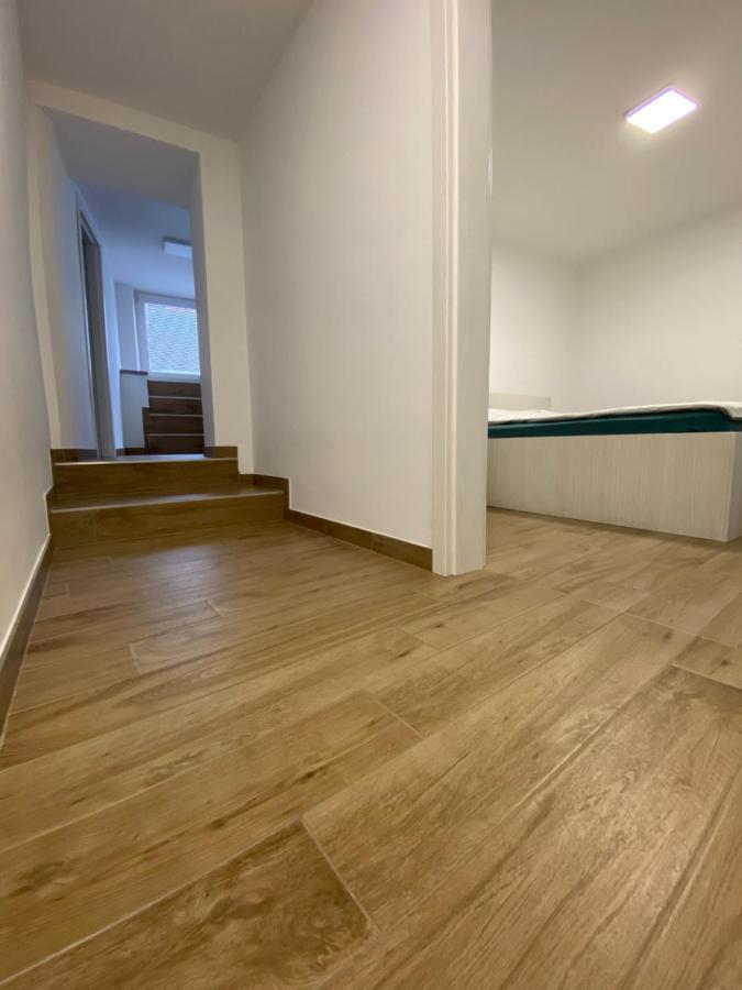 Apartma Sinitus Izola Exterior photo