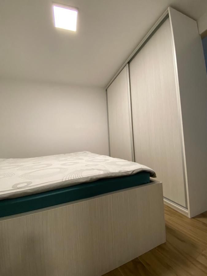 Apartma Sinitus Izola Exterior photo